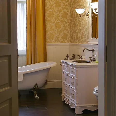 Palac Gruszow Aparthotel Swidnica  Room photo